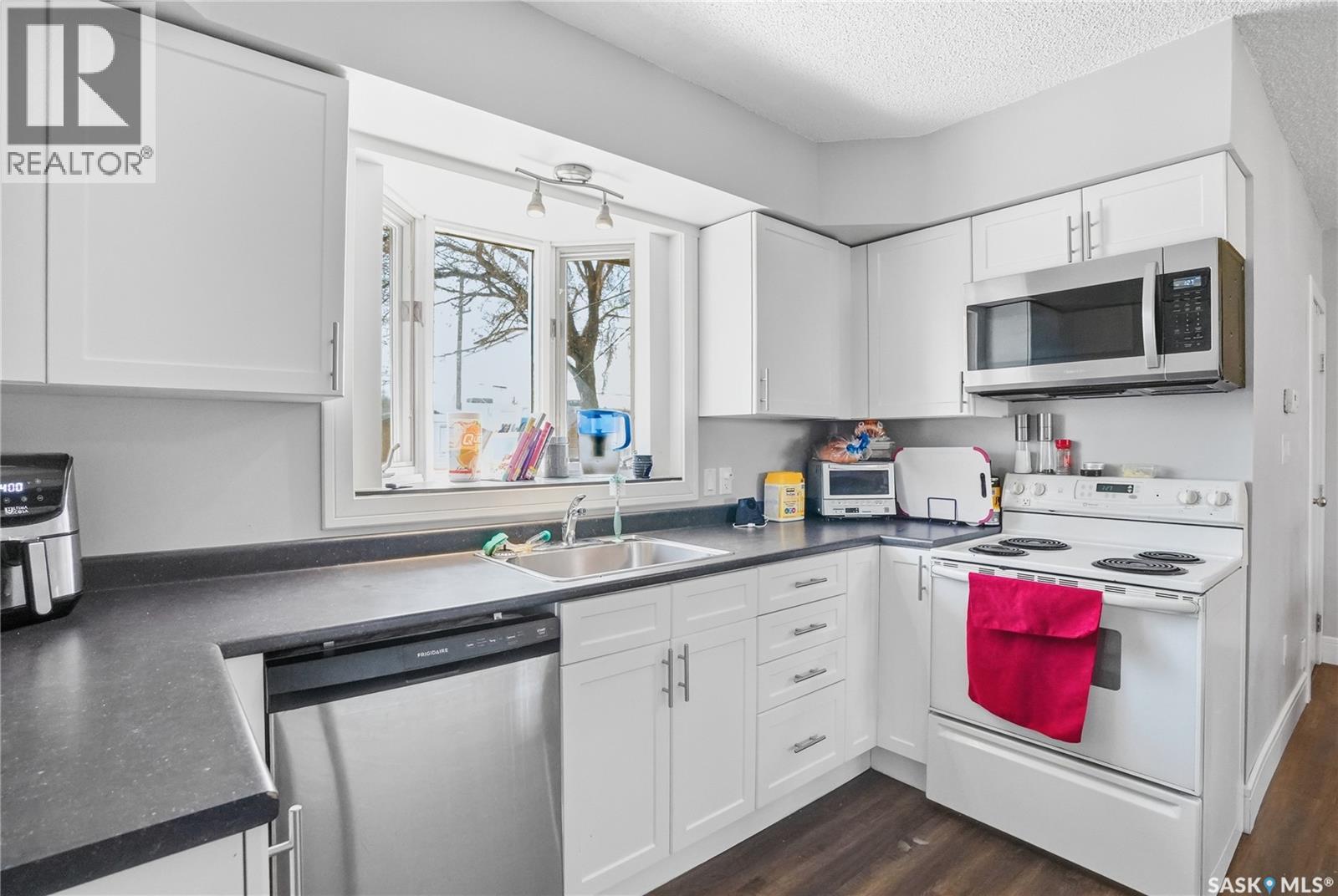1032 9th Street E, Saskatoon, Saskatchewan  S7H 0N2 - Photo 11 - SK035596