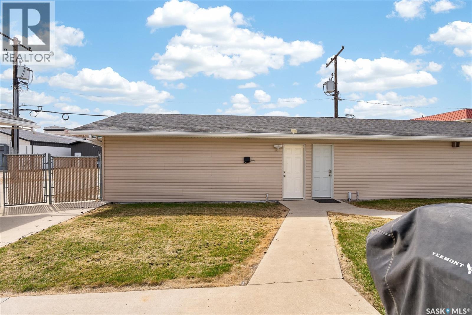 2 257 Fairford Street W, Moose Jaw, Saskatchewan  S6H 1V5 - Photo 42 - SK035558