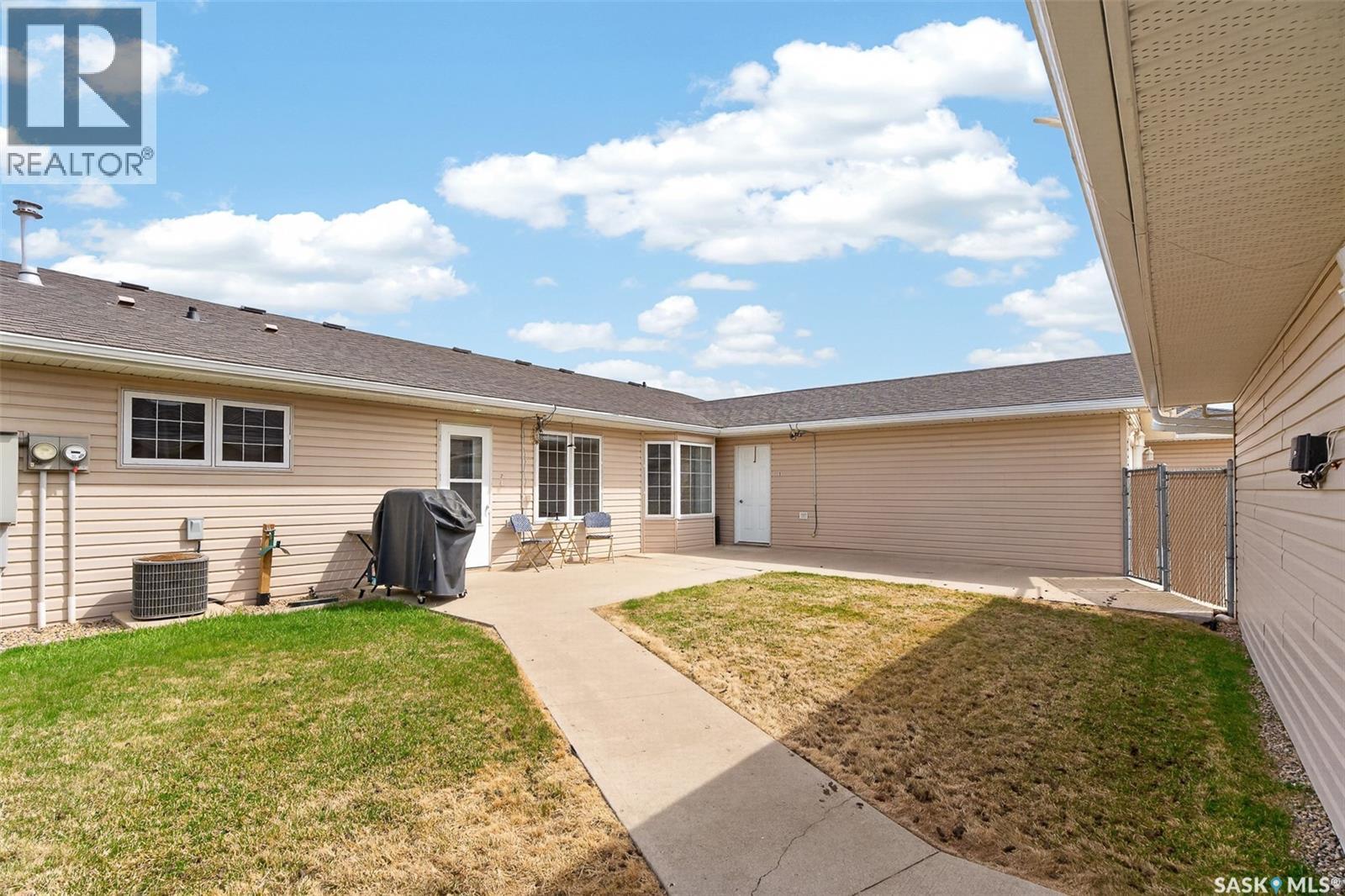 2 257 Fairford Street W, Moose Jaw, Saskatchewan  S6H 1V5 - Photo 43 - SK035558