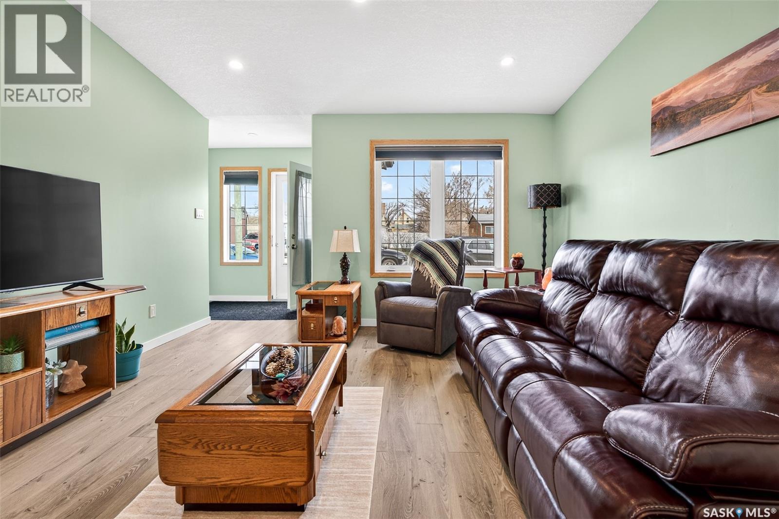2 257 Fairford Street W, Moose Jaw, Saskatchewan  S6H 1V5 - Photo 7 - SK035558