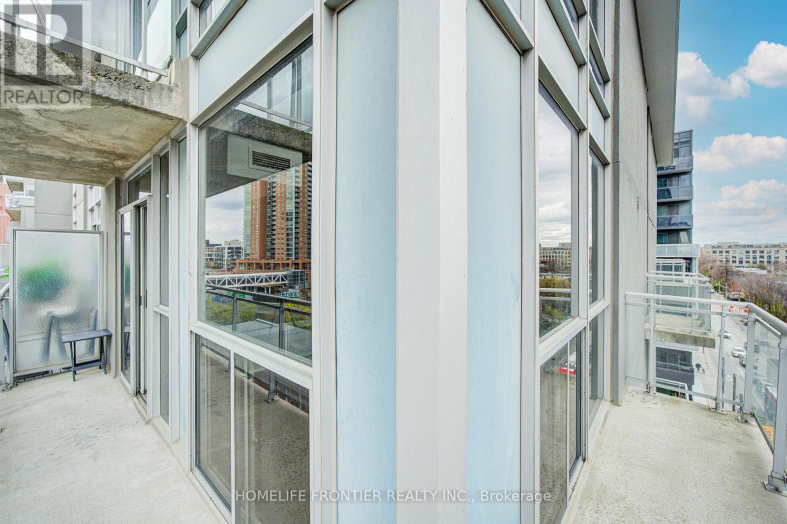 828 - 1029 King Street W, Toronto, Ontario  M6K 3M2 - Photo 39 - C13112358