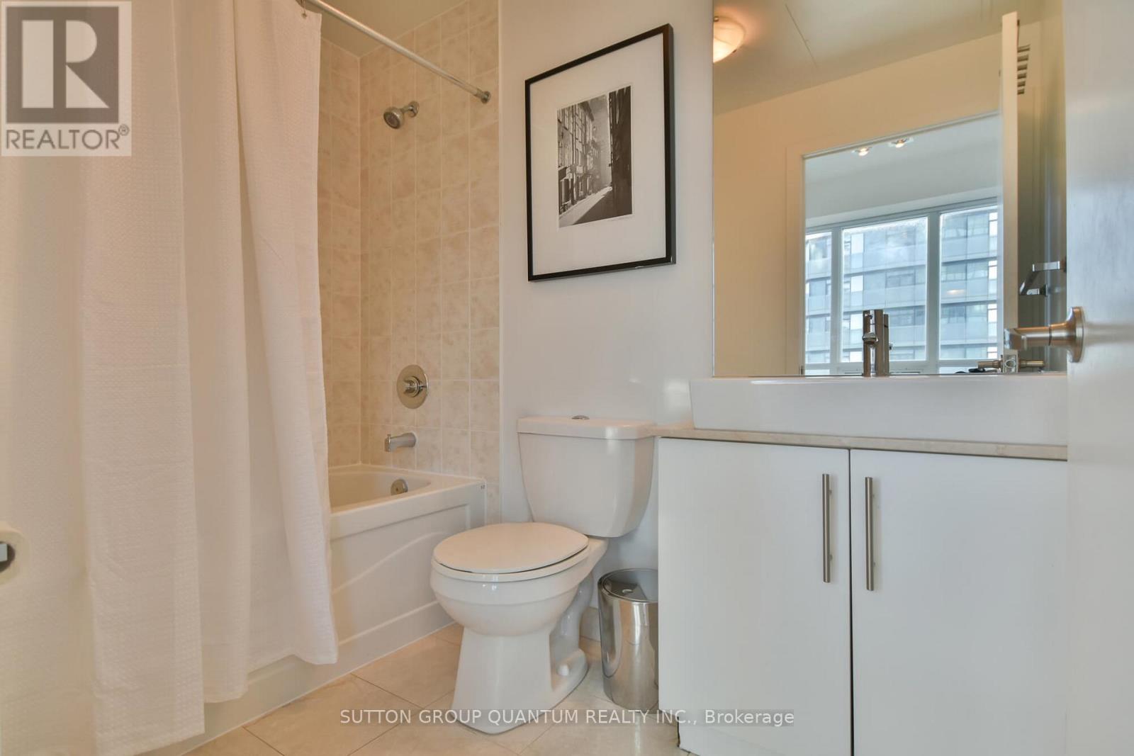 3710 - 55 Bremner Boulevard, Toronto, Ontario  M5J 0A6 - Photo 5 - C13112464