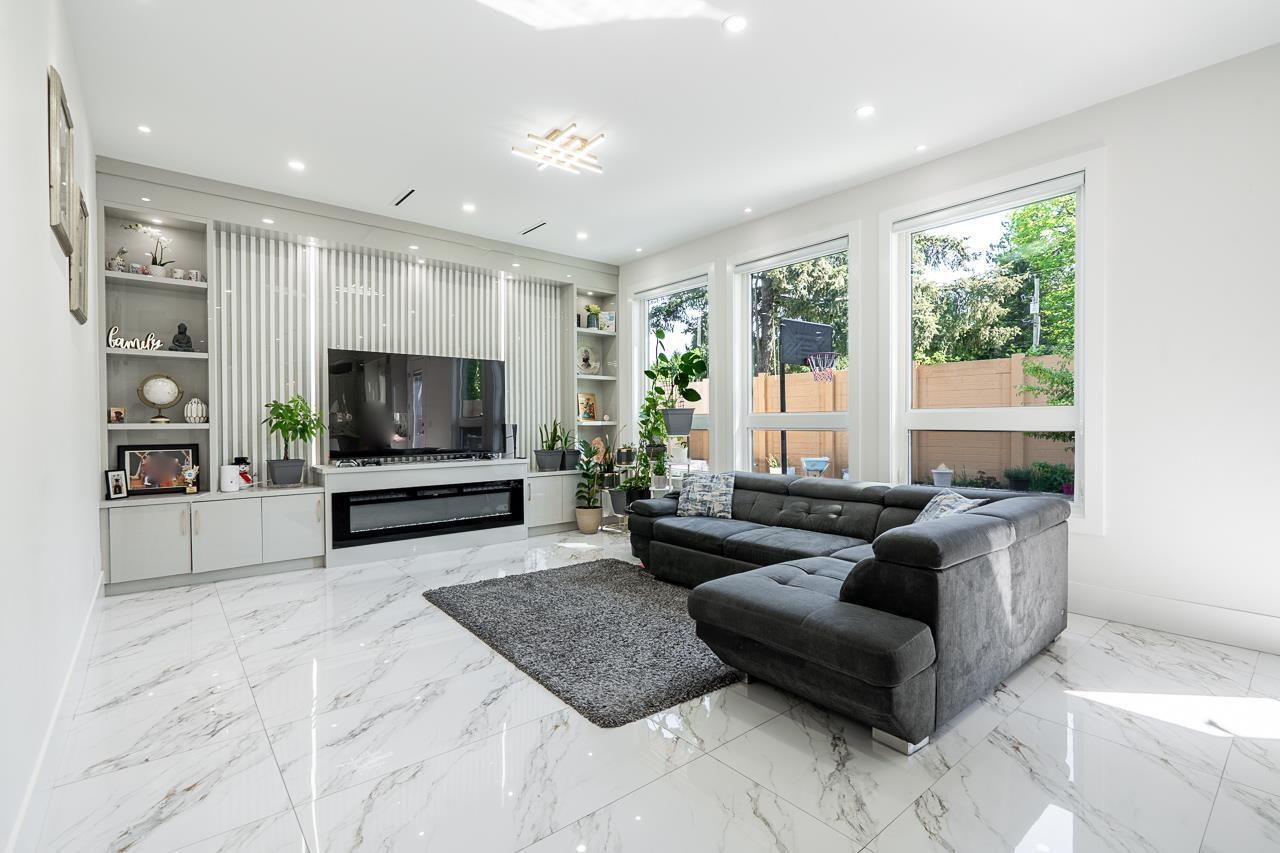 13548 58a Avenue, Surrey, British Columbia V3X 1K8 - Photo 8 - R3121772