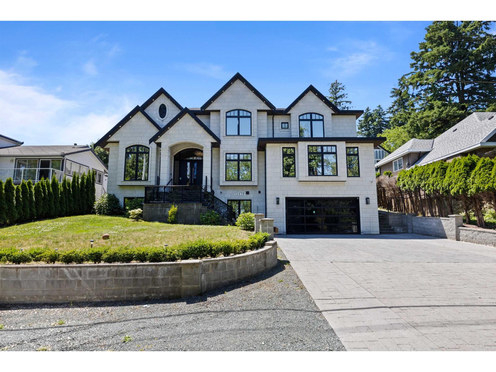 14678 St Andrews Drive, Surrey, British Columbia V3R 5V4 - Photo 1 - R3121745