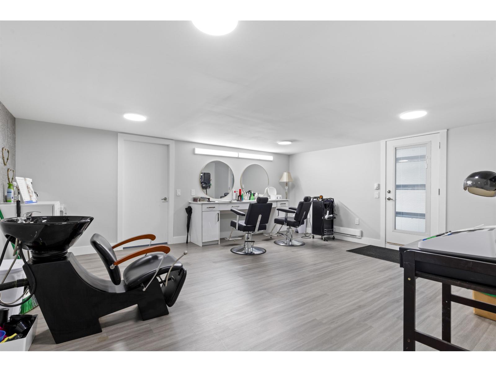 14678 St Andrews Drive, Surrey, British Columbia V3R 5V4 - Photo 39 - R3121745
