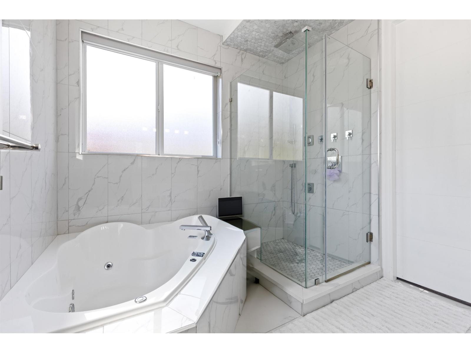 14678 St Andrews Drive, Surrey, British Columbia V3R 5V4 - Photo 32 - R3121745