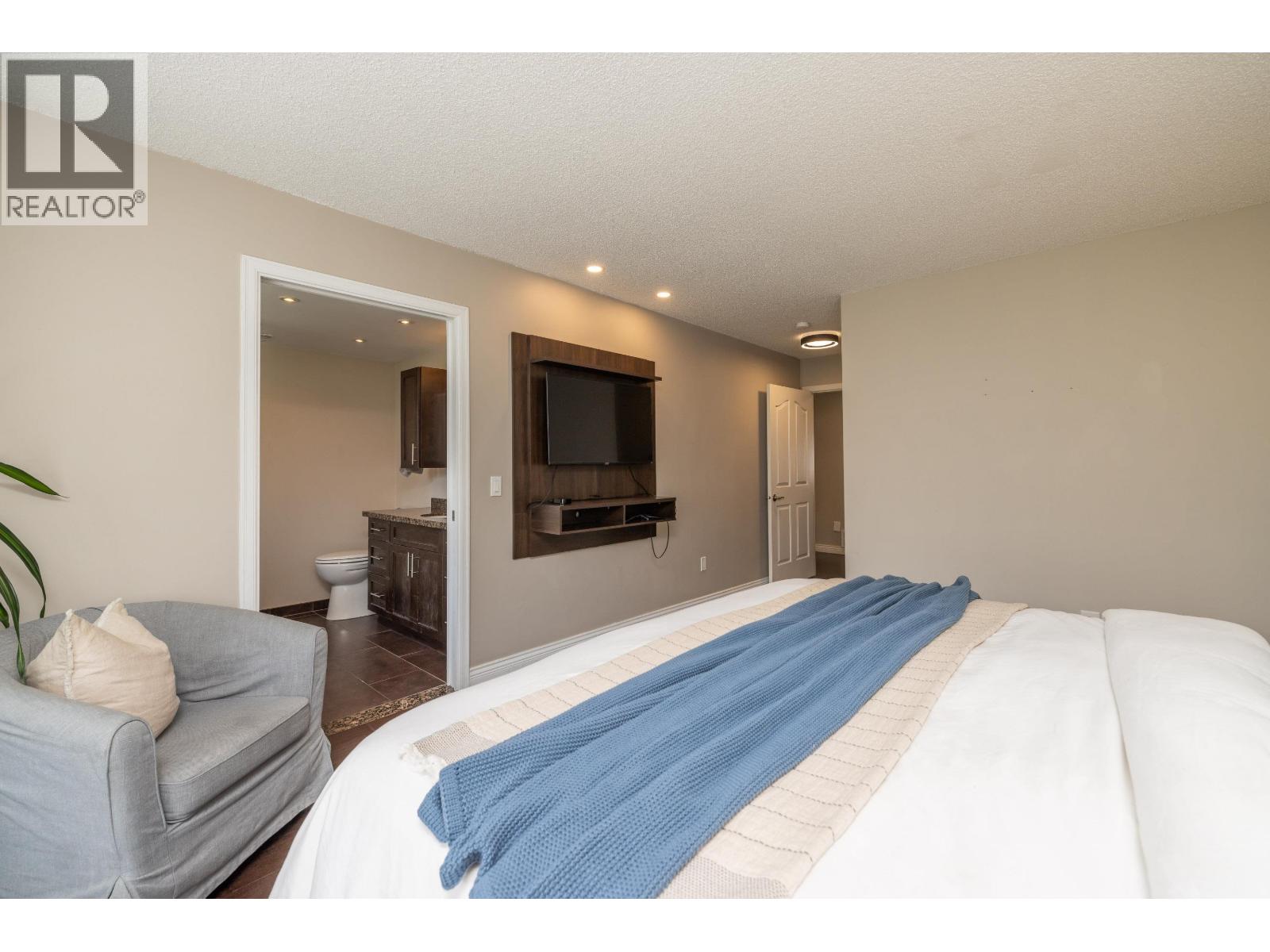 863 Roche Point Drive, North Vancouver, British Columbia  V7H 2W5 - Photo 25 - R3121884