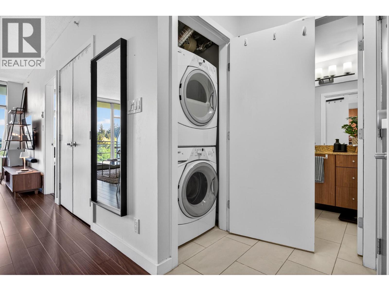 1401 280 Ross Drive, New Westminster, British Columbia  V3L 0C2 - Photo 20 - R3121456