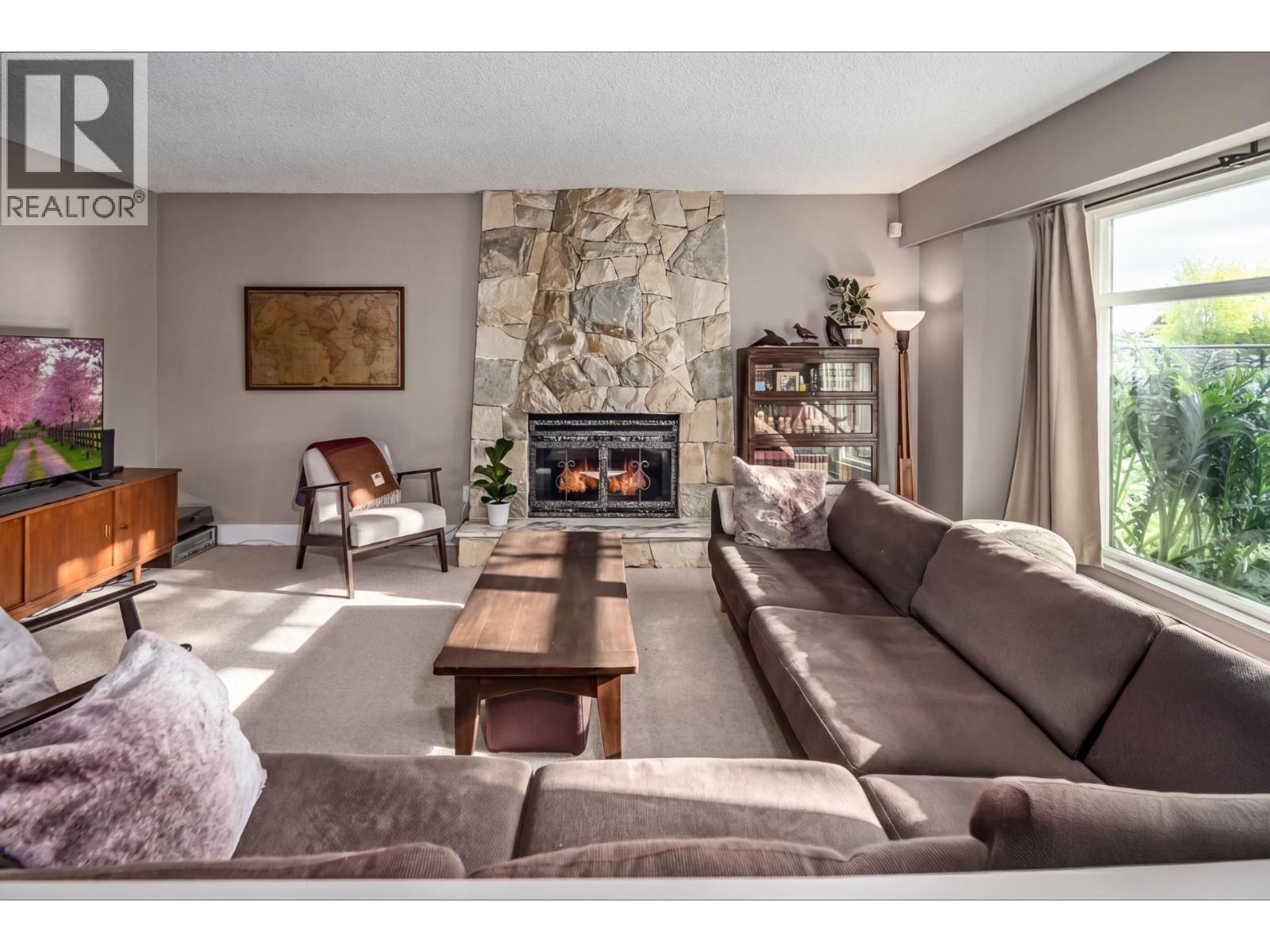 10350 Hollybank Drive, Richmond, British Columbia  V7E 4S5 - Photo 12 - R3121850