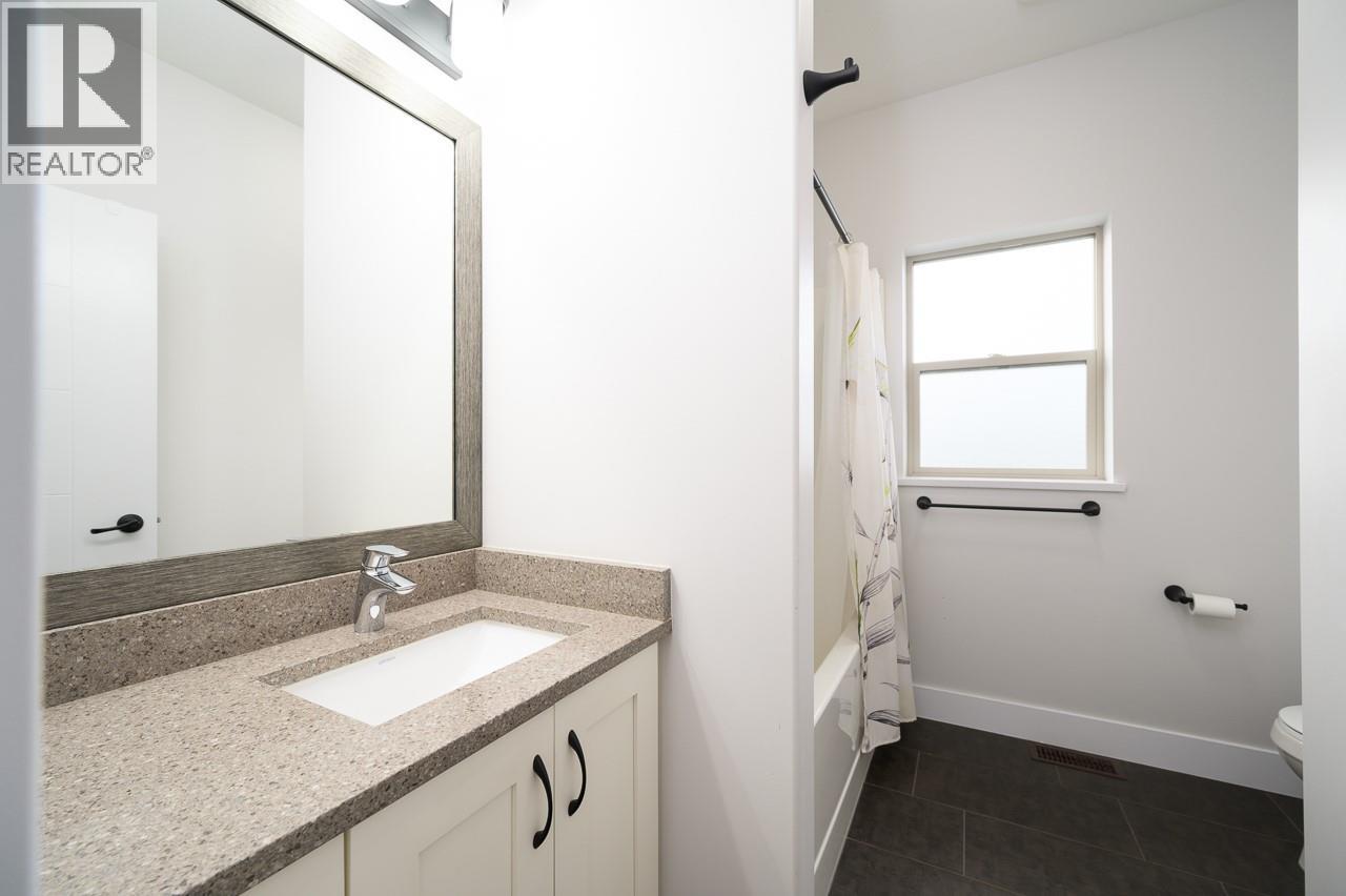 60 Hudsons Bay Trail Unit# 105, Kamloops, British Columbia  V2C 0G4 - Photo 23 - 10386996