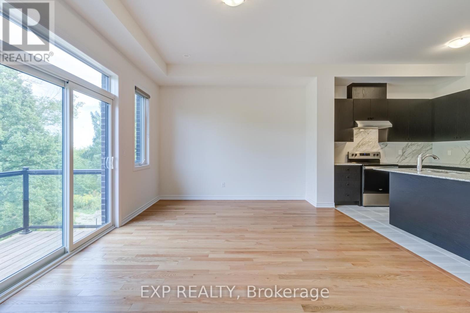 49 Paradox Street, Vaughan, Ontario  L4L 1A7 - Photo 10 - N13112352