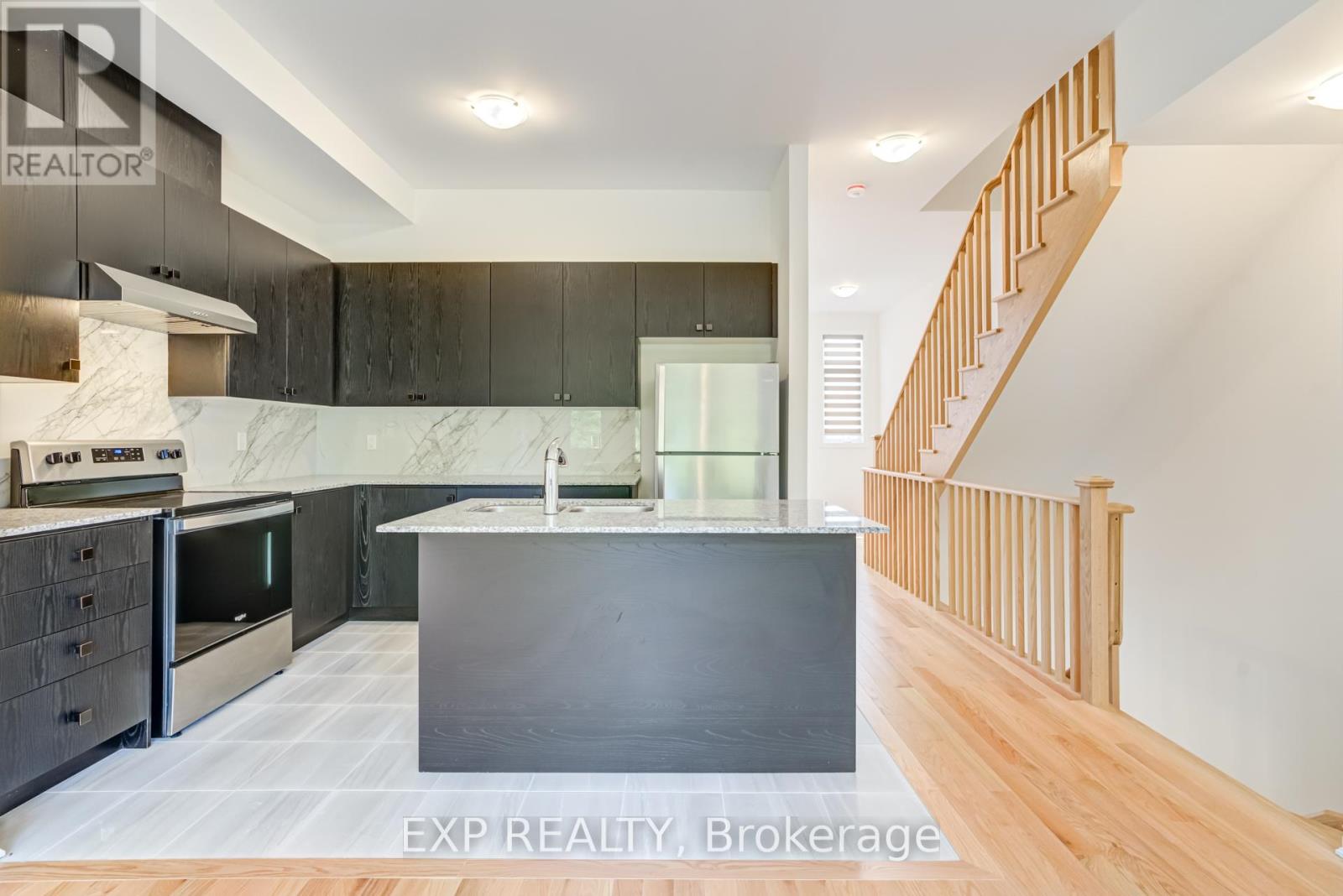 49 Paradox Street, Vaughan, Ontario  L4L 1A7 - Photo 13 - N13112352