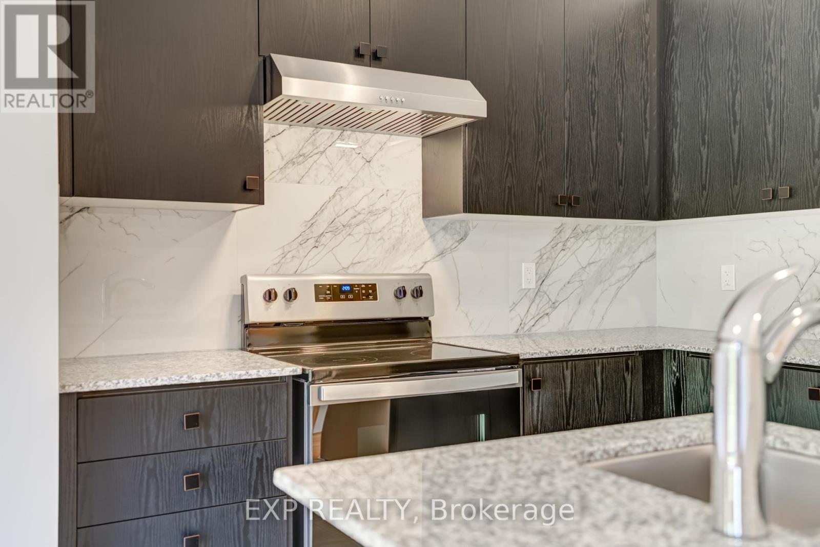 49 Paradox Street, Vaughan, Ontario  L4L 1A7 - Photo 16 - N13112352