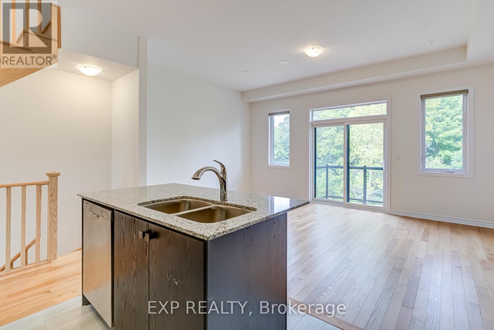 49 Paradox Street, Vaughan, Ontario  L4L 1A7 - Photo 17 - N13112352