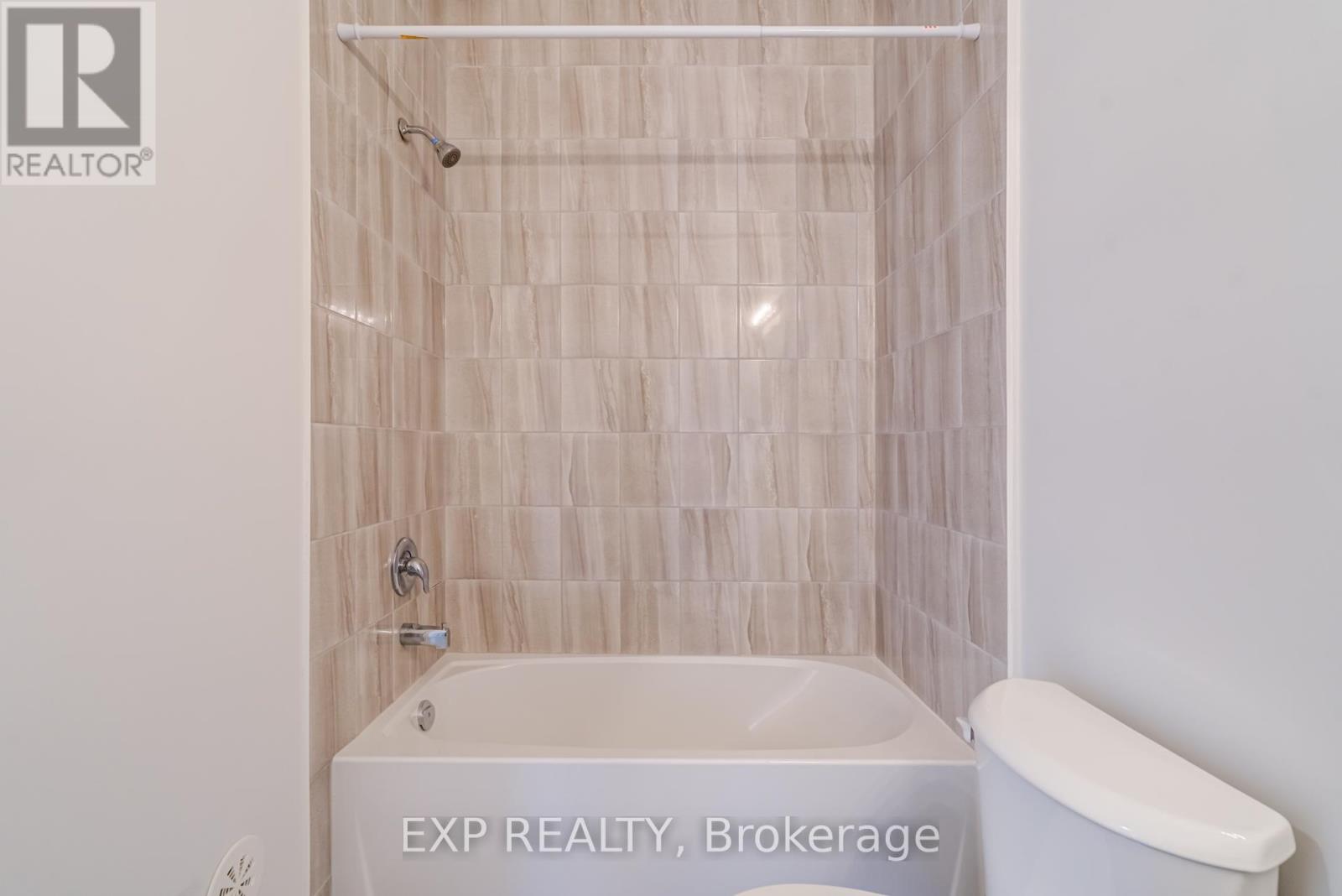 49 Paradox Street, Vaughan, Ontario  L4L 1A7 - Photo 29 - N13112352