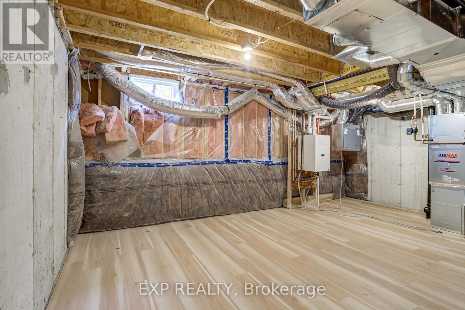 49 Paradox Street, Vaughan, Ontario  L4L 1A7 - Photo 36 - N13112352