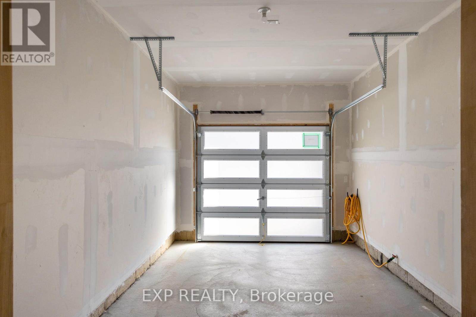 49 Paradox Street, Vaughan, Ontario  L4L 1A7 - Photo 37 - N13112352