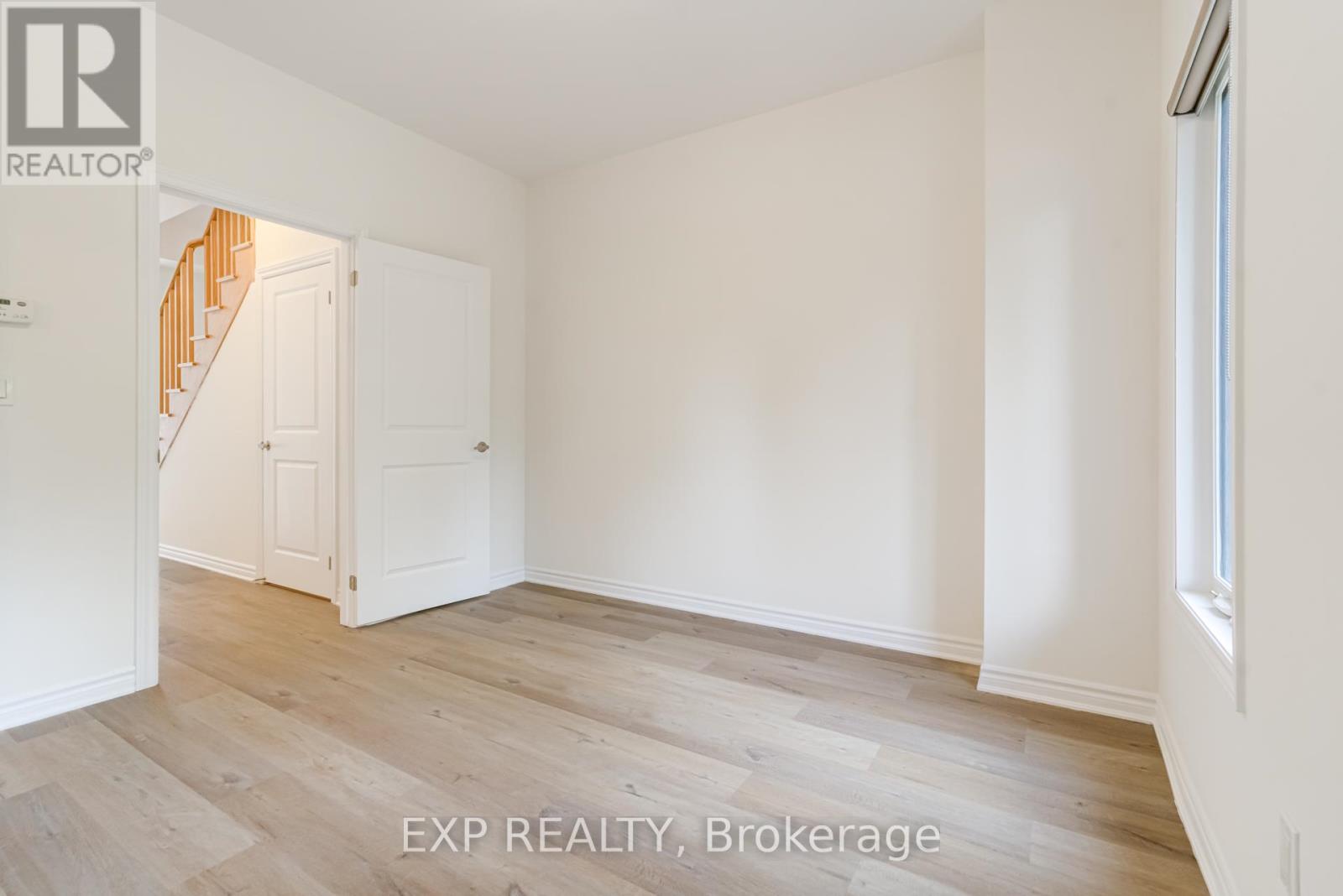 49 Paradox Street, Vaughan, Ontario  L4L 1A7 - Photo 4 - N13112352
