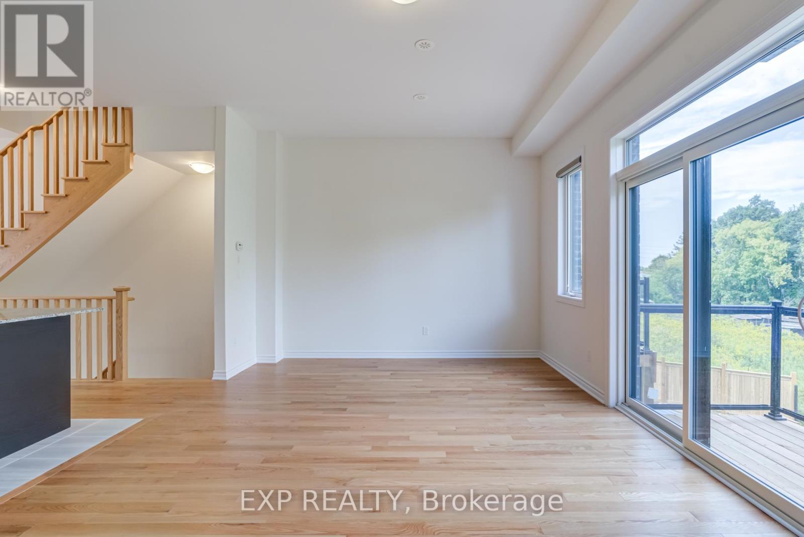 49 Paradox Street, Vaughan, Ontario  L4L 1A7 - Photo 9 - N13112352