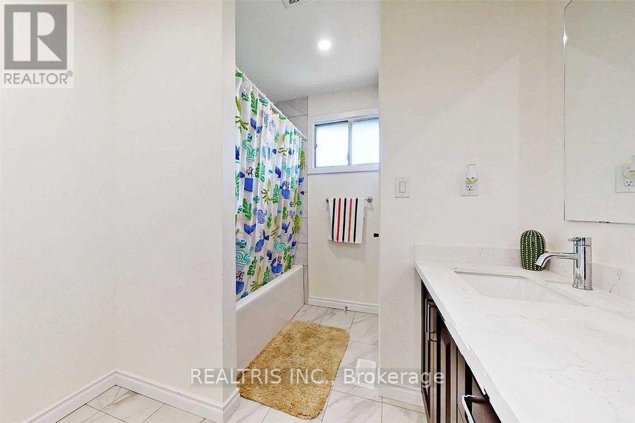 68 Gretman Crescent, Markham, Ontario  L3T 5M2 - Photo 28 - N13112446