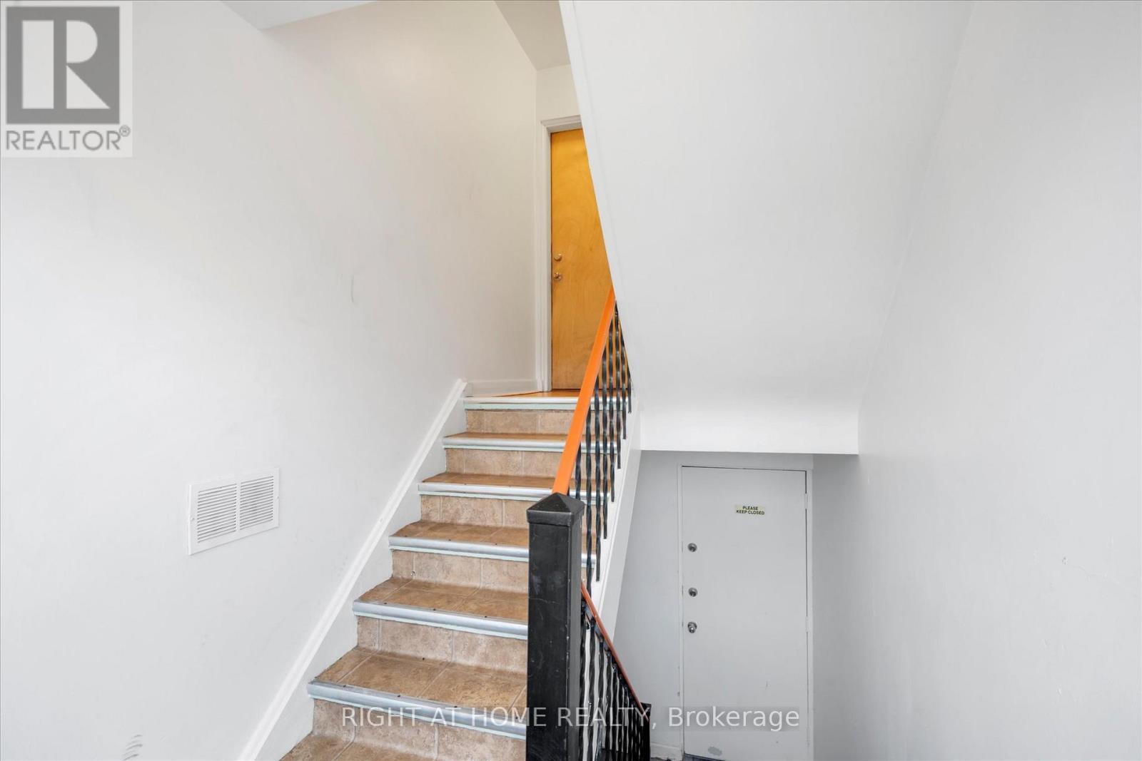 606 Lansdowne Drive, Oshawa, Ontario  L1G 1W4 - Photo 19 - E13112722