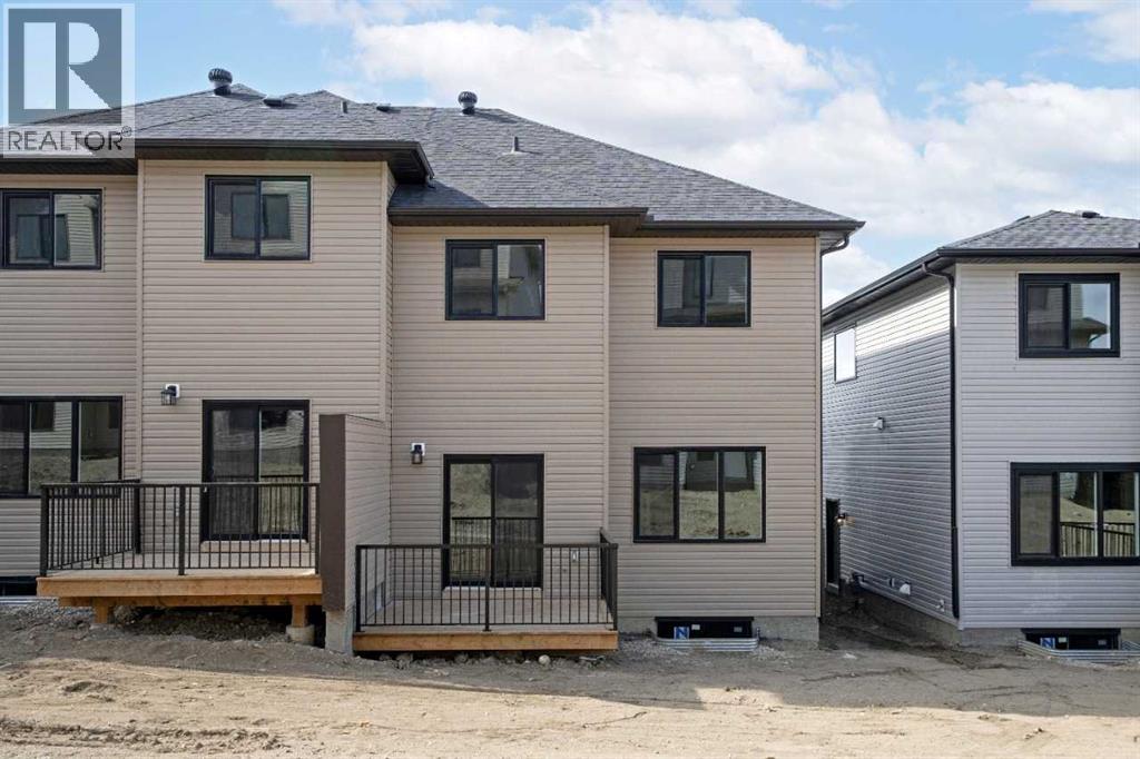 87 Heritage Manor, Cochrane, Alberta  T4C 0L3 - Photo 6 - A2281386