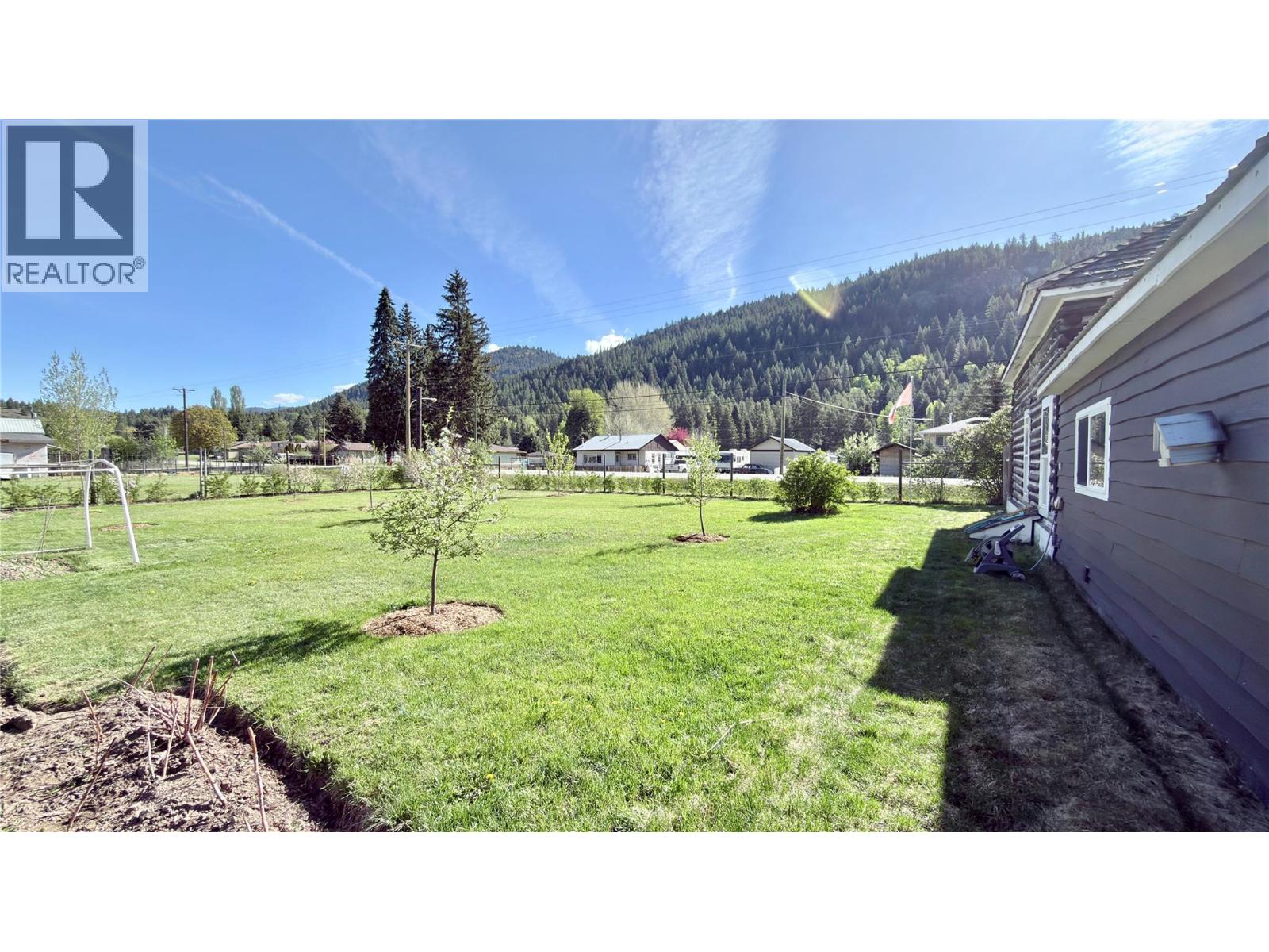 601 Government Avenue N, Greenwood, British Columbia  V0H 1J0 - Photo 12 - 10376751