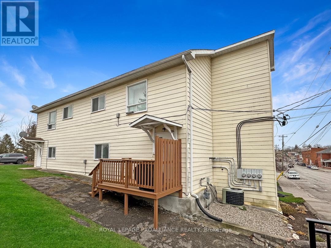 91 St. Lawrence Street E, Madoc, Ontario  K0K 2K0 - Photo 3 - X13112536