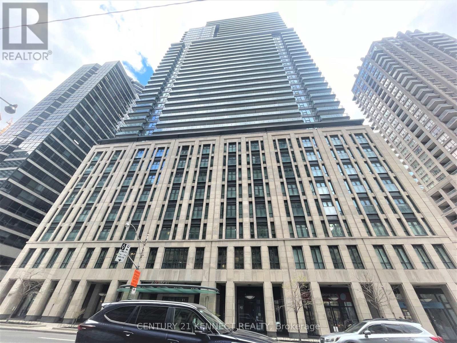 603 - 955 Bay Street, Toronto, Ontario  M5S 2A2 - Photo 2 - C13110876