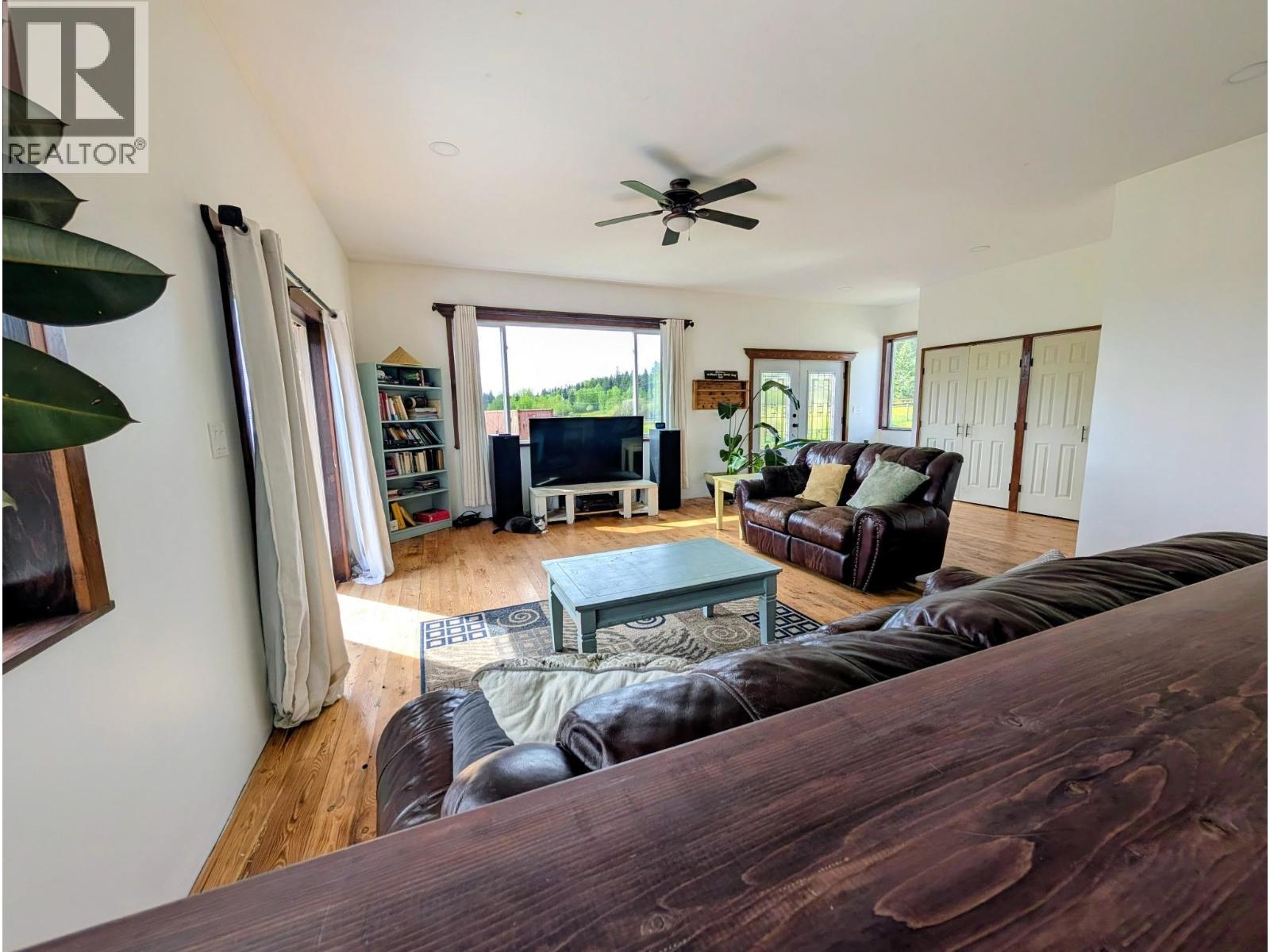 4242 Spur Road, Williams Lake, British Columbia  V0L 1G0 - Photo 17 - R3113544