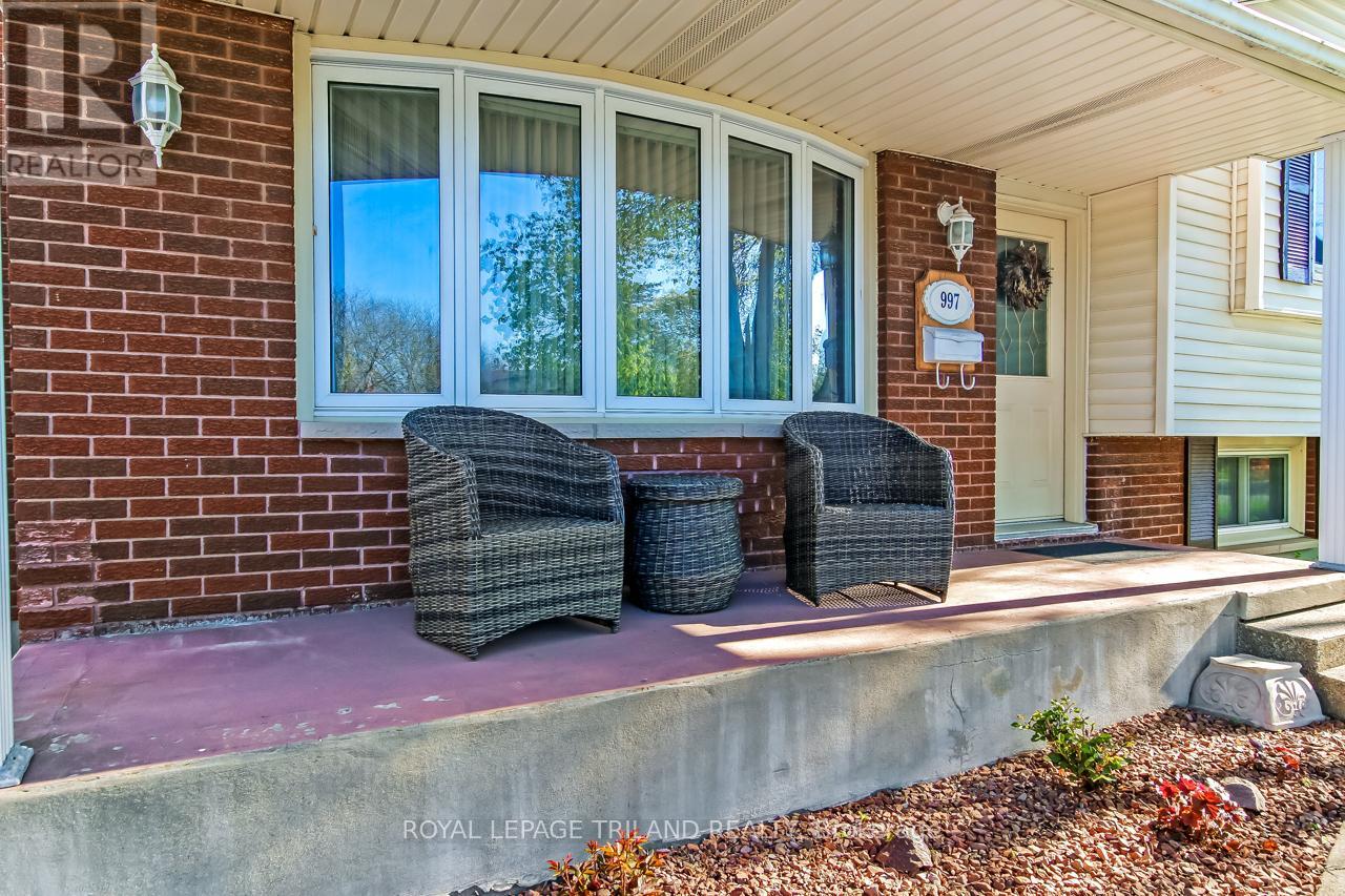 997 Osgoode Drive, London South, Ontario  N6E 1C9 - Photo 4 - X13112704