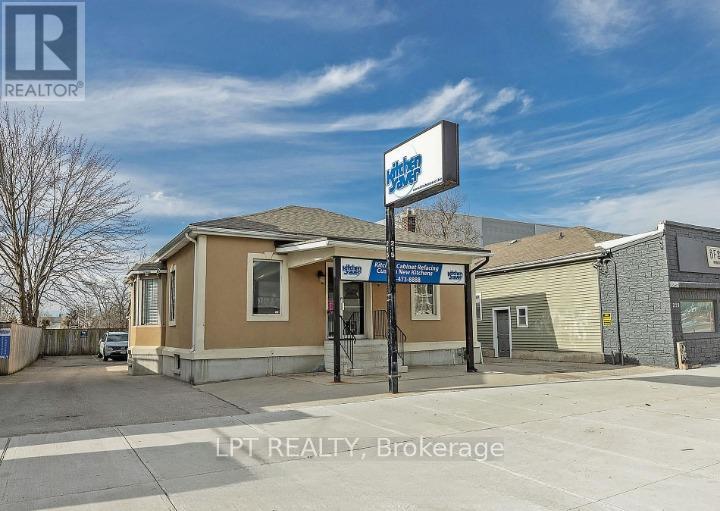 215 WELLINGTON STREET, London East, Ontario