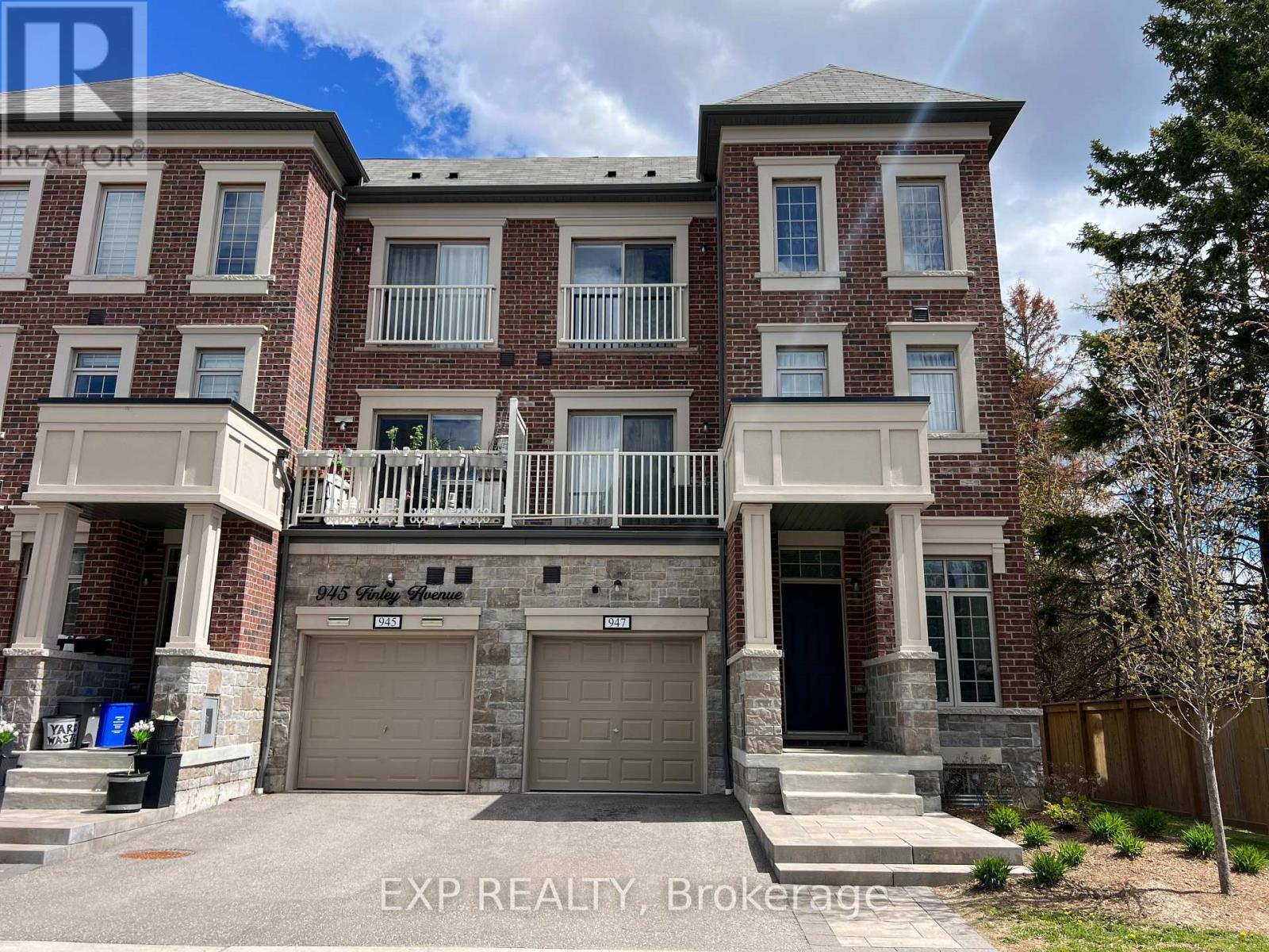 947 Finley Avenue, Ajax, Ontario  L1S 3V5 - Photo 2 - E13110150