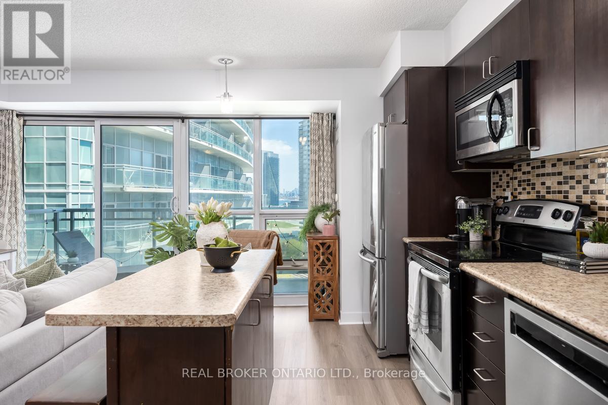 1214 - 155 Legion Road N, Toronto, Ontario  M8Y 0A7 - Photo 12 - W13111036
