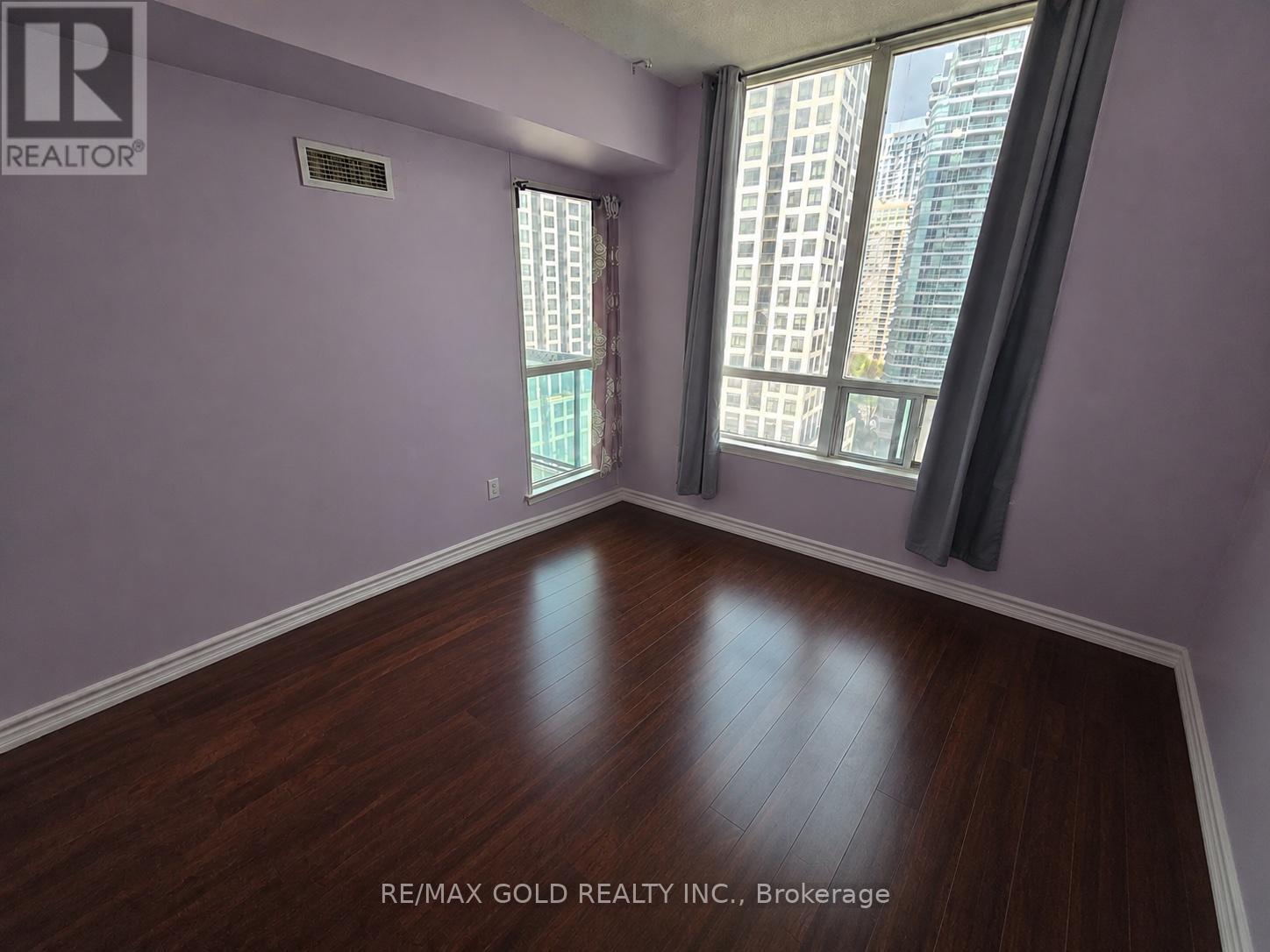 1607 - 3504 Hurontario Street, Mississauga, Ontario  L5B 0B9 - Photo 19 - W13103232