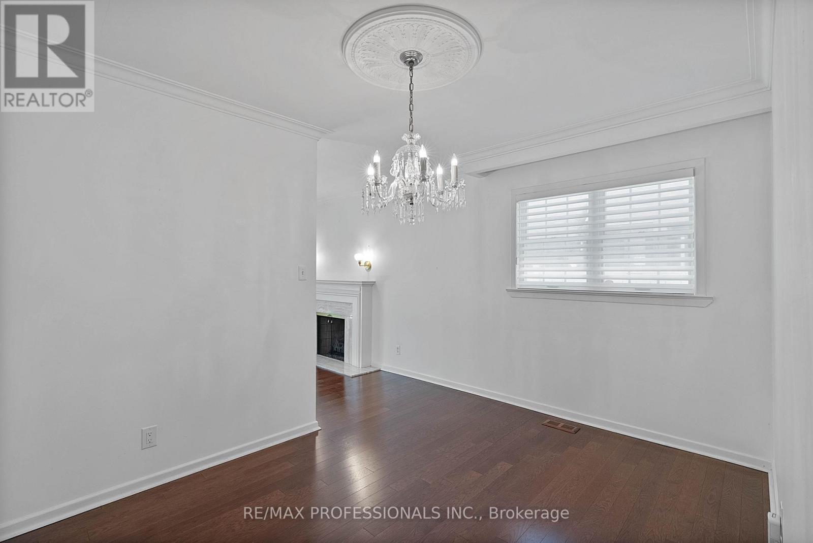 3 Conifer Drive, Toronto, Ontario  M9C 1X3 - Photo 10 - W13112400