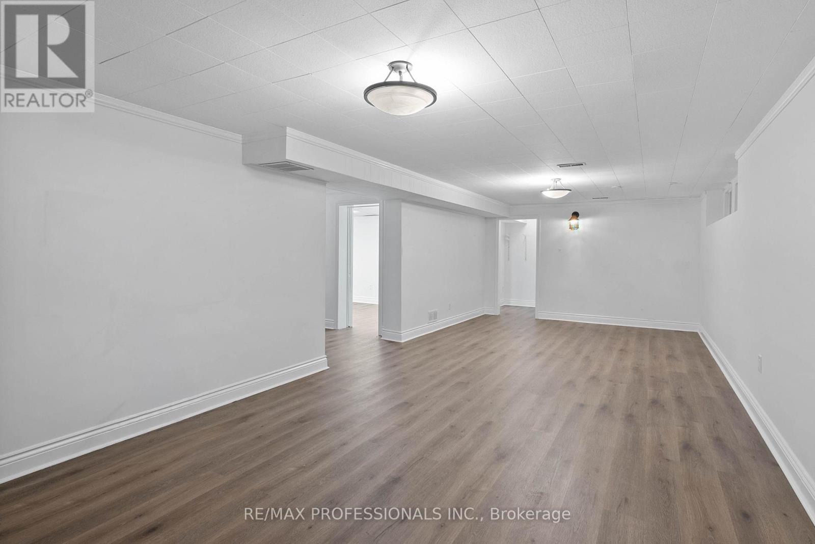 3 Conifer Drive, Toronto, Ontario  M9C 1X3 - Photo 33 - W13112400
