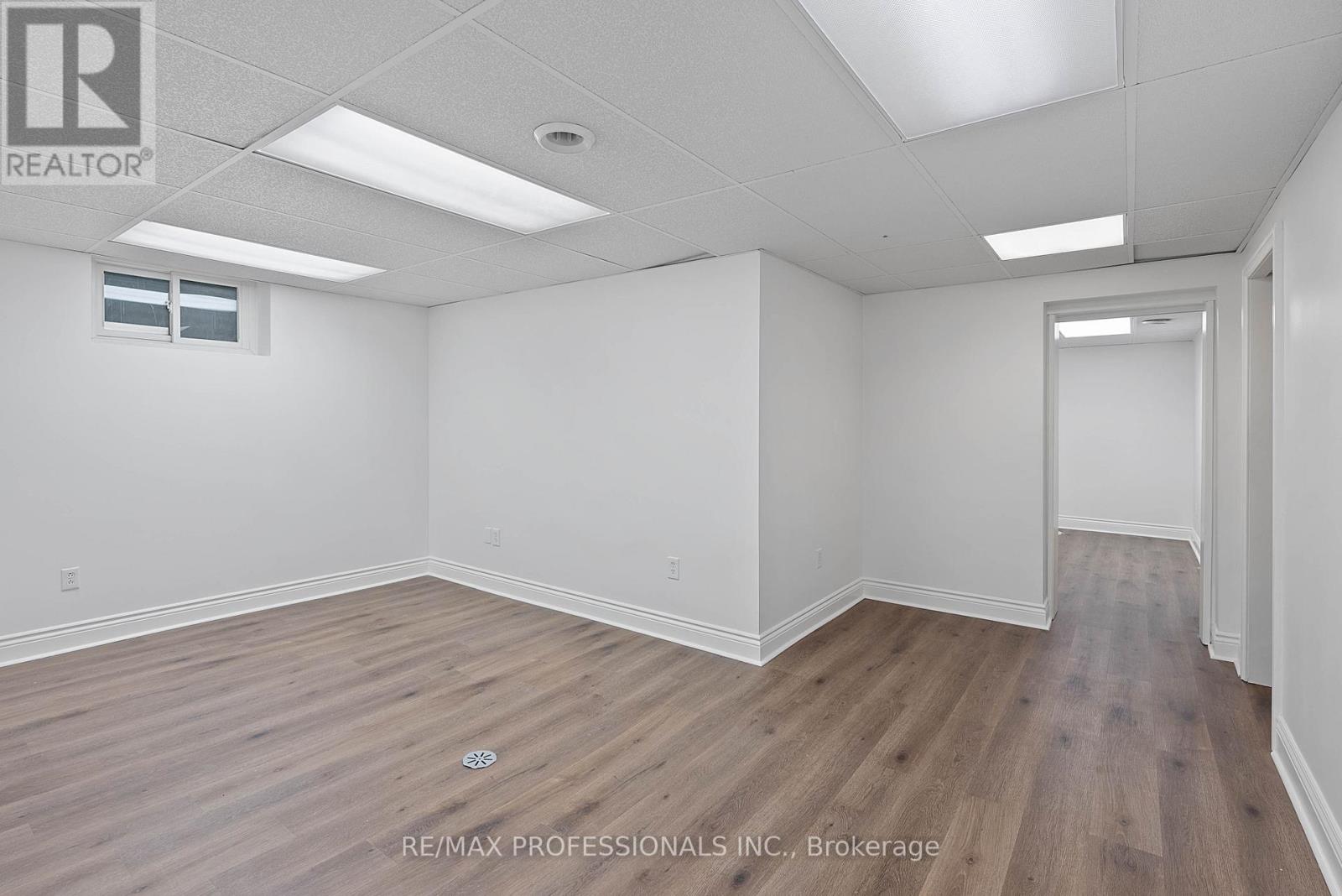 3 Conifer Drive, Toronto, Ontario  M9C 1X3 - Photo 34 - W13112400