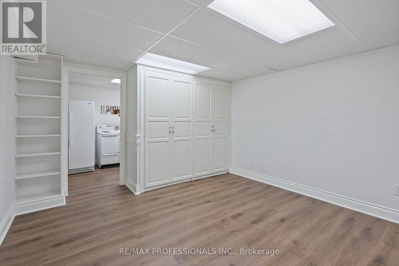 3 Conifer Drive, Toronto, Ontario  M9C 1X3 - Photo 37 - W13112400