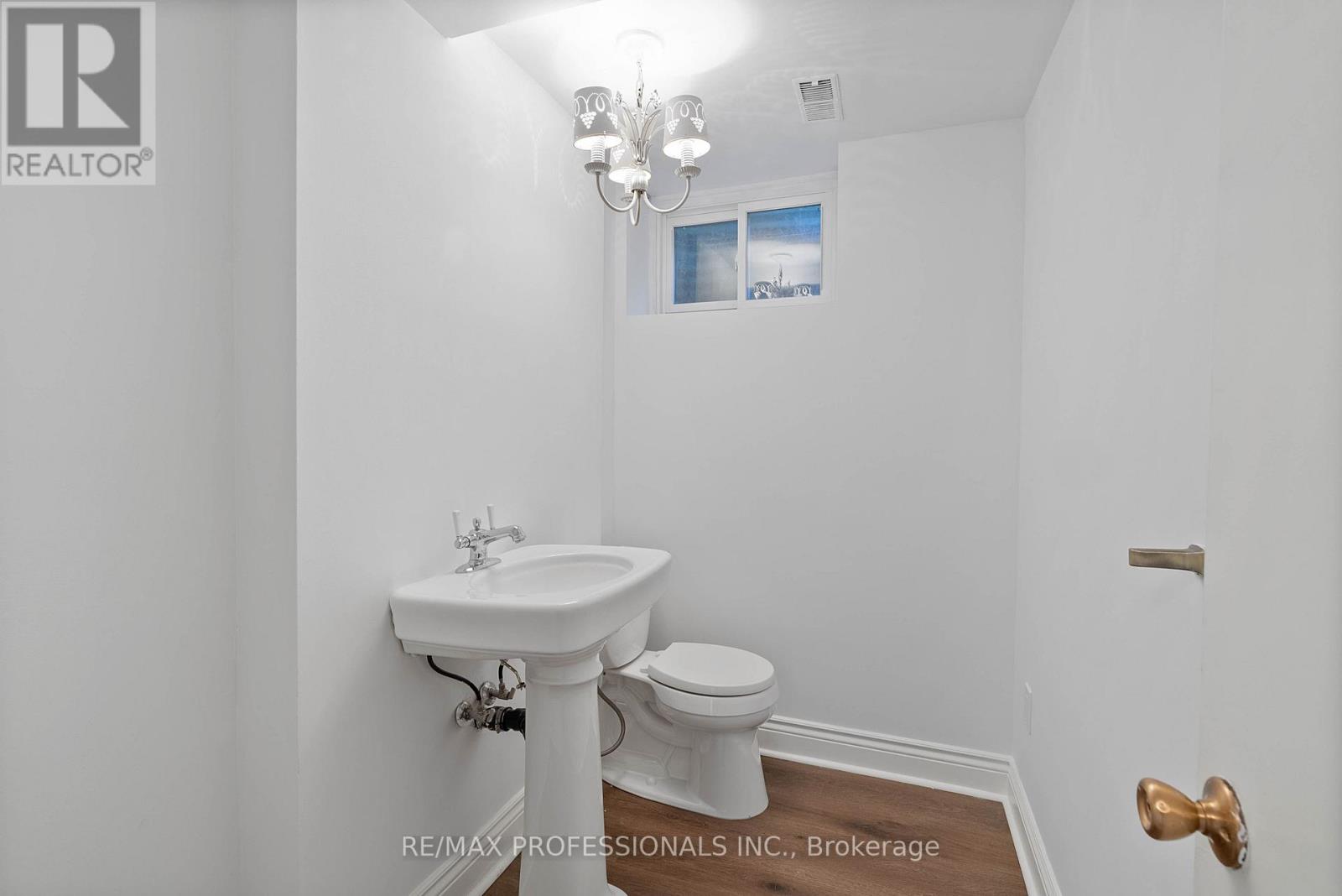 3 Conifer Drive, Toronto, Ontario  M9C 1X3 - Photo 40 - W13112400