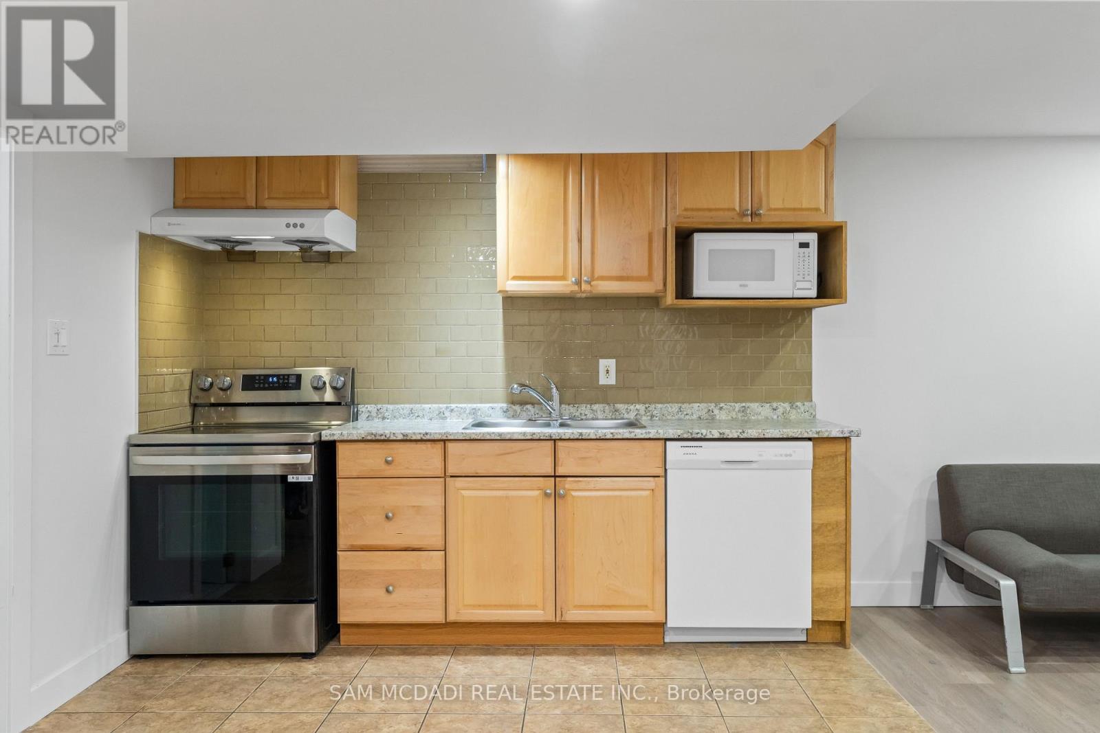 1159 Barnswallow Court, Mississauga, Ontario  L5V 2J6 - Photo 38 - W13112422