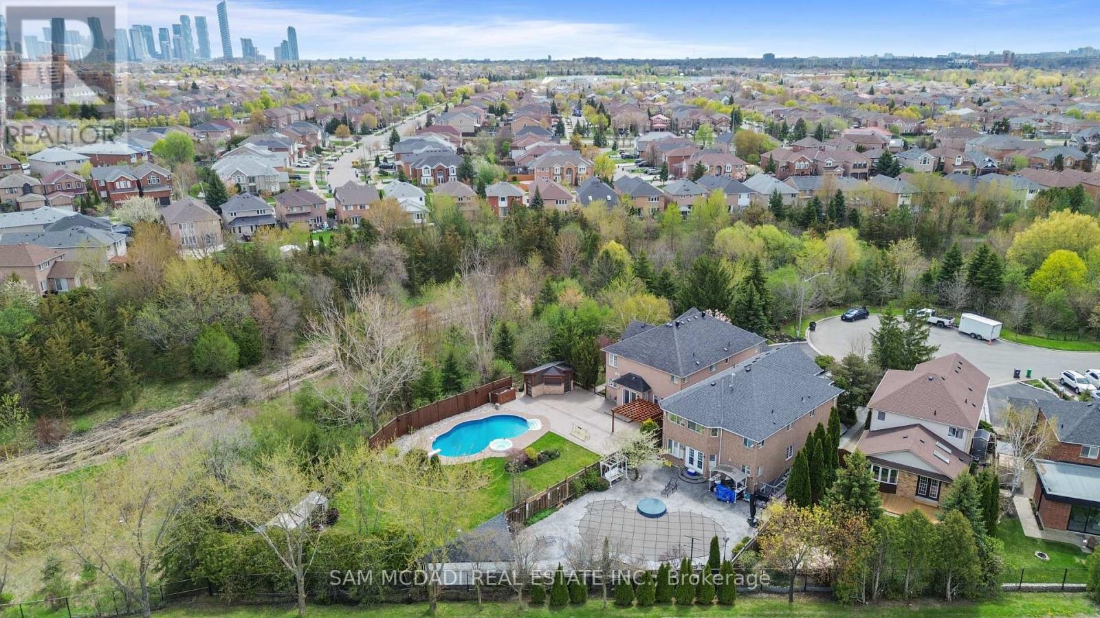 1159 Barnswallow Court, Mississauga, Ontario  L5V 2J6 - Photo 49 - W13112422