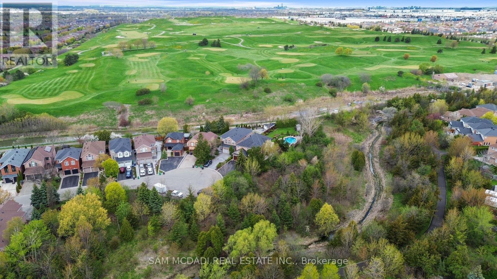 1159 Barnswallow Court, Mississauga, Ontario  L5V 2J6 - Photo 50 - W13112422