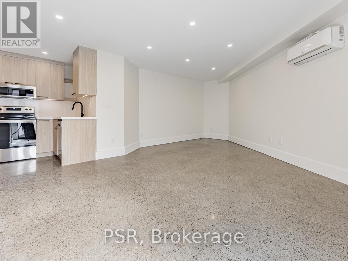 B - 33 Parkway Avenue, Toronto, Ontario  M6R 1T6 - Photo 12 - W13112448