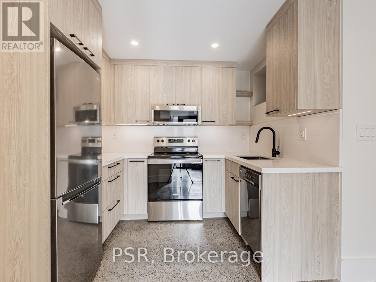 B - 33 Parkway Avenue, Toronto, Ontario  M6R 1T6 - Photo 7 - W13112448