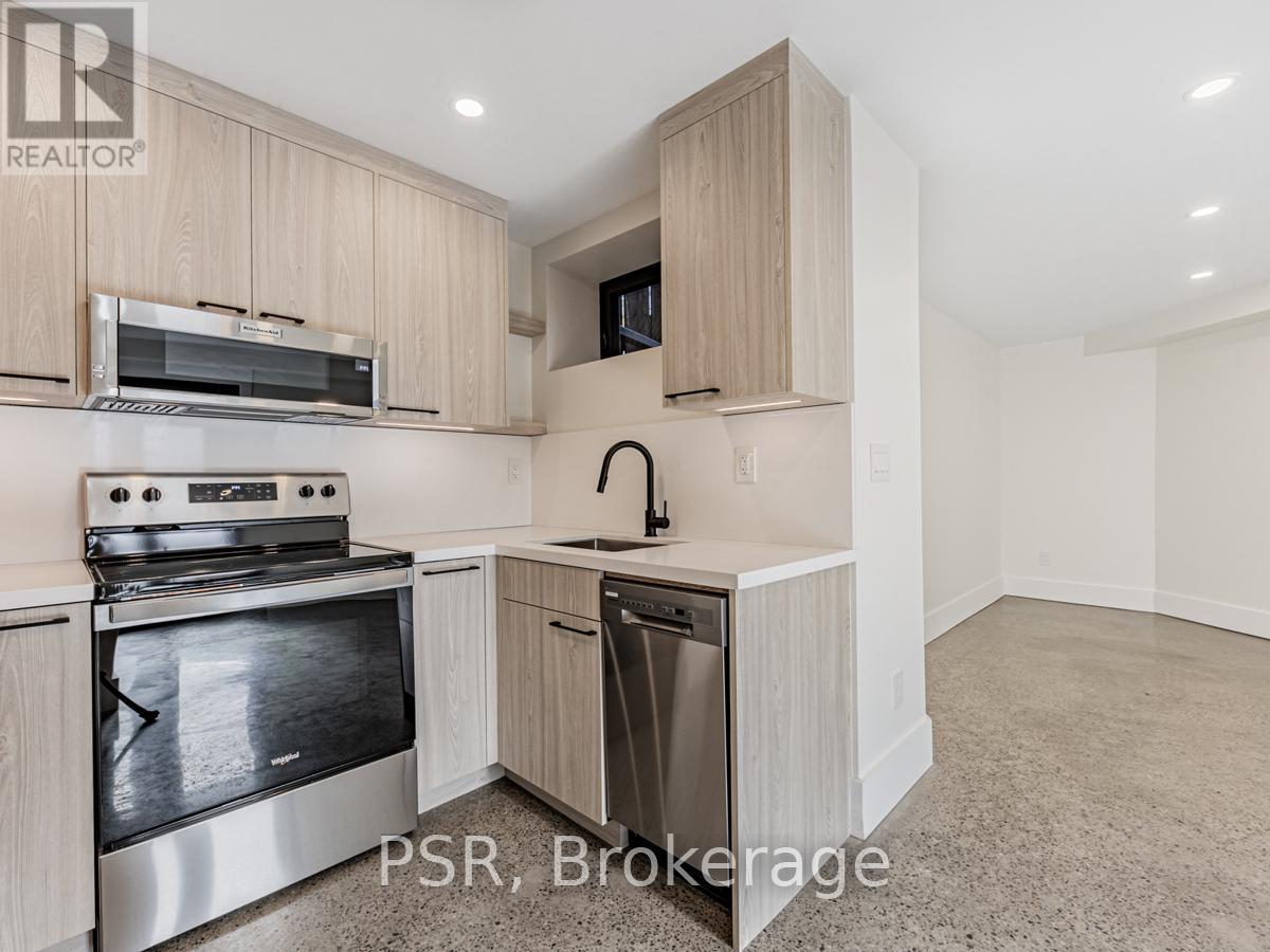 B - 33 Parkway Avenue, Toronto, Ontario  M6R 1T6 - Photo 9 - W13112448