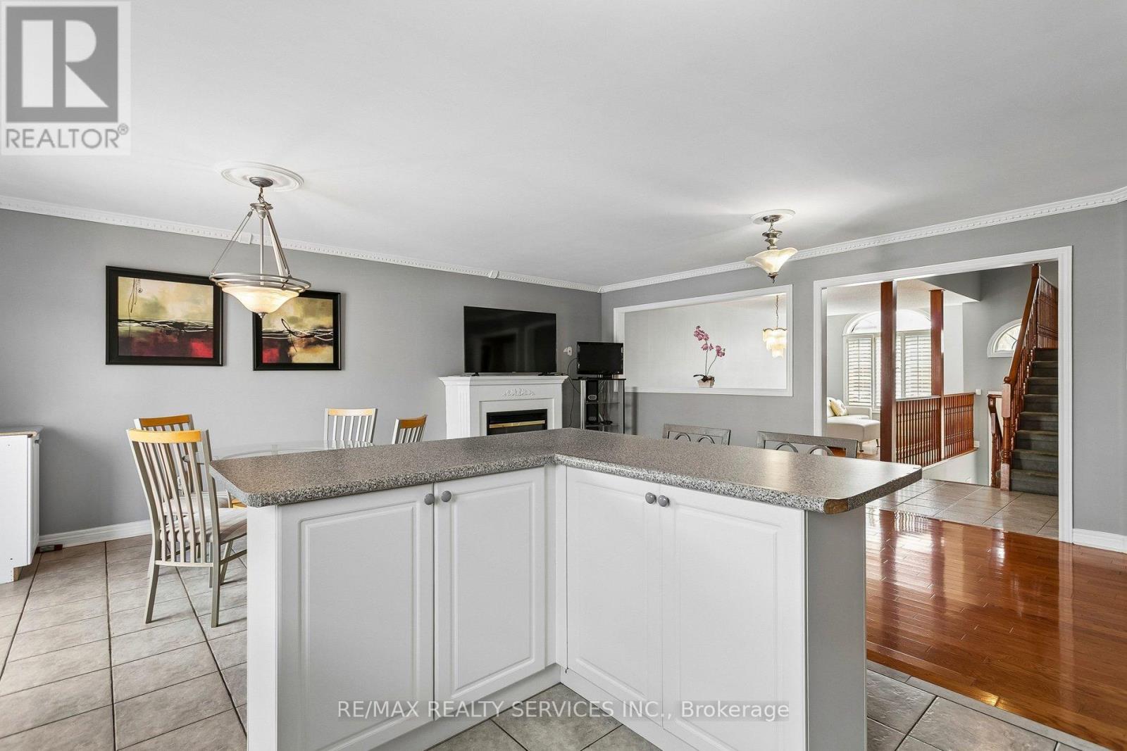 12 Goldie Avenue, Brampton, Ontario  L7A 2C8 - Photo 20 - W13112456