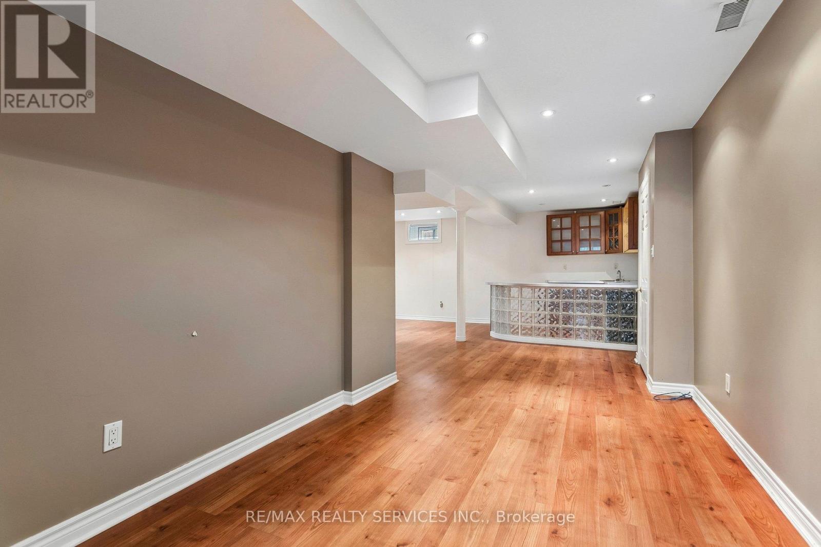 12 Goldie Avenue, Brampton, Ontario  L7A 2C8 - Photo 41 - W13112456