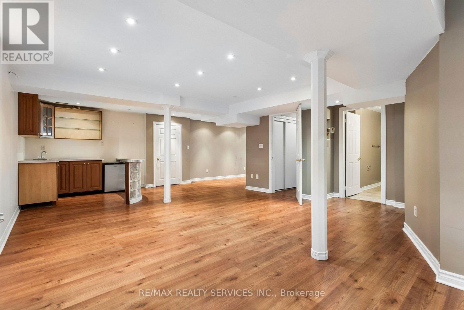 12 Goldie Avenue, Brampton, Ontario  L7A 2C8 - Photo 44 - W13112456