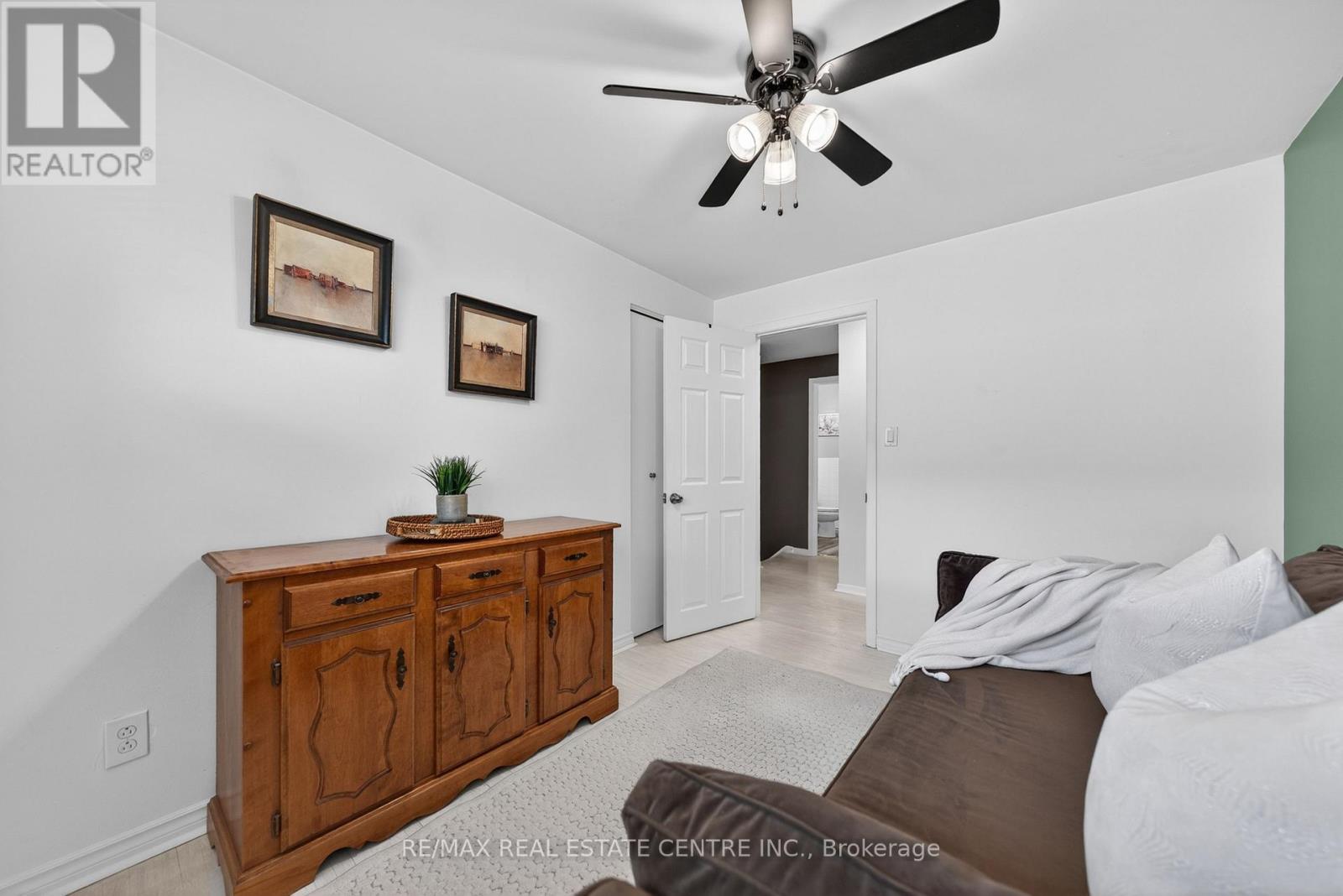 1177 Westerdam Road, Mississauga, Ontario  L4Y 2H3 - Photo 23 - W13112472